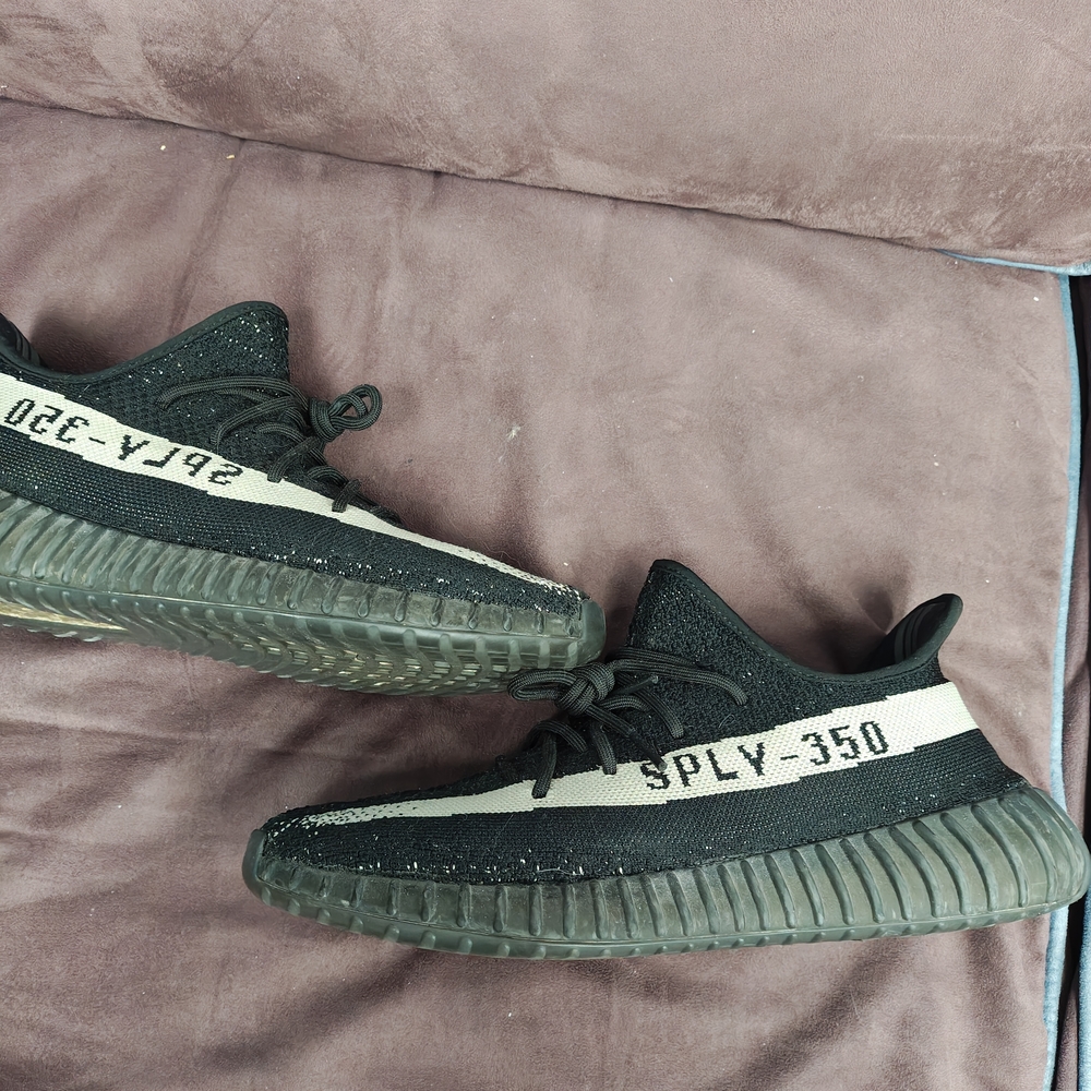 Black and White SPLY-350 Sneakers